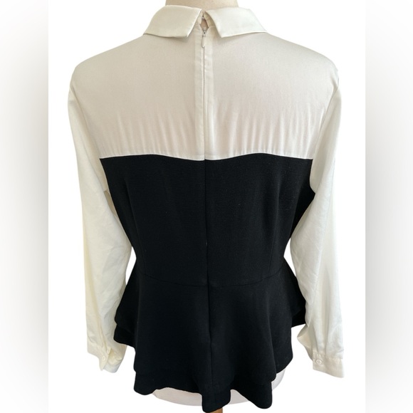 Eloquii Black & Ivory Fit & flare Contrast Corset style w/semi sheer Top Size 14 - Picture 4 of 11